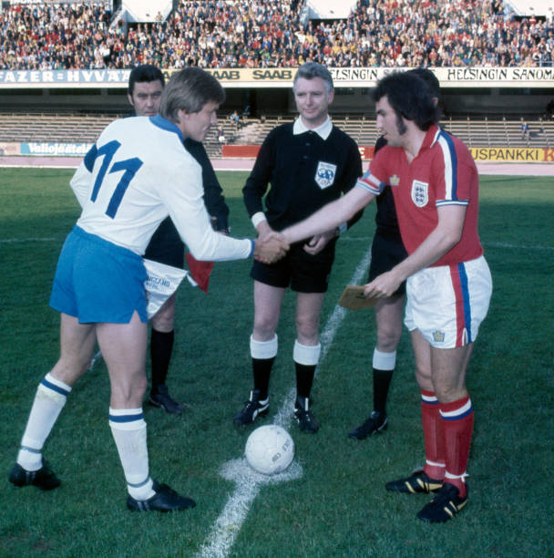 际赛场上证 际赛场上证