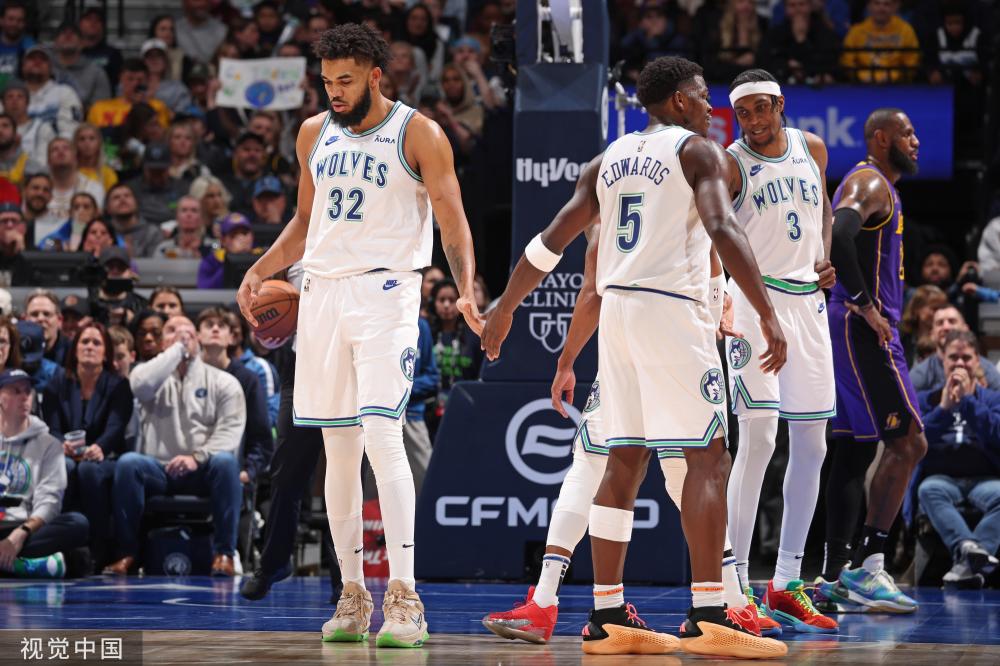 天空体育：曼联预计将向莱比锡正式报价谢什科.